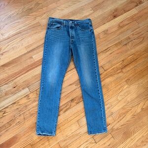 Levi’s Jeans Medium Wash Blue Denim Men's 32x32 Jeans